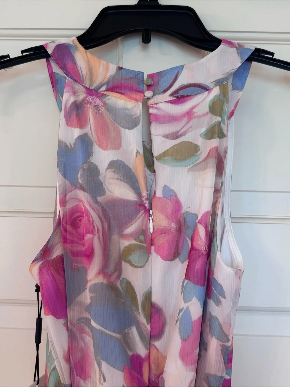 Calvin Klein NWT beautiful, flowy sleeveless dress